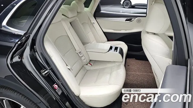 Hyundai Grandeur Новый Grandeur IG — Фото автомобиля 11