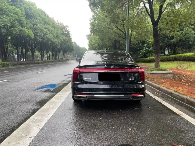 Hongqi H5 — Фото автомобиля 5