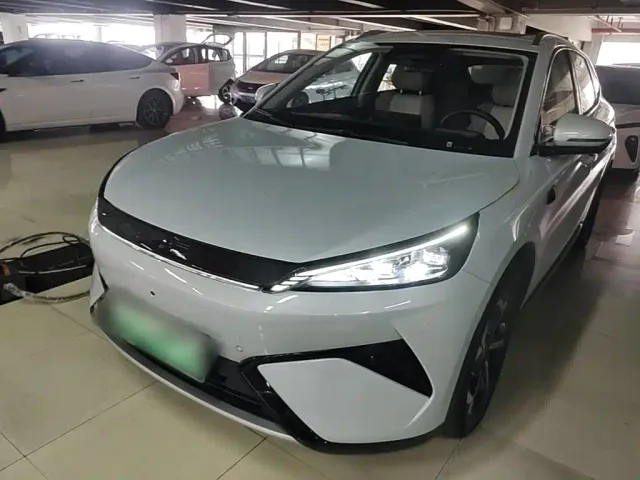 Фотография автомобиля — BYD Yuan PLUS