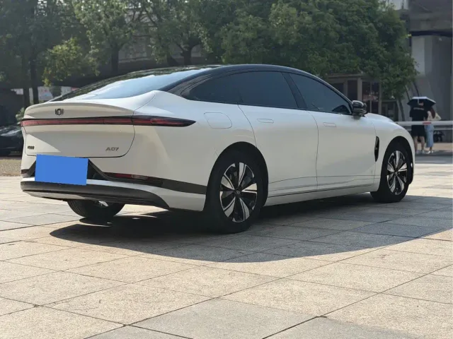 Changan Qiyuan A07 — Фото автомобиля 7