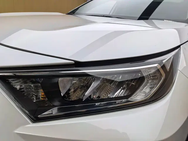 Toyota RAV4 — Фото автомобиля 23