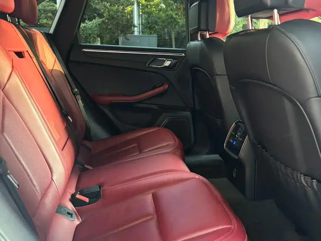 Porsche Macan — Фото автомобиля 16