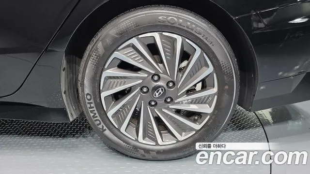 Hyundai Sonata Exclusive — Фото автомобиля 19