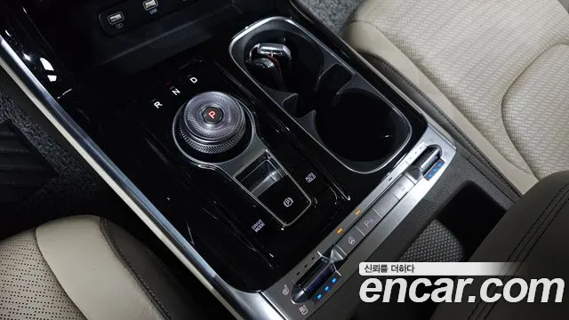 Kia Canival Carnival 4 поколение Дизель 9 мест Signature — Фото автомобиля 9