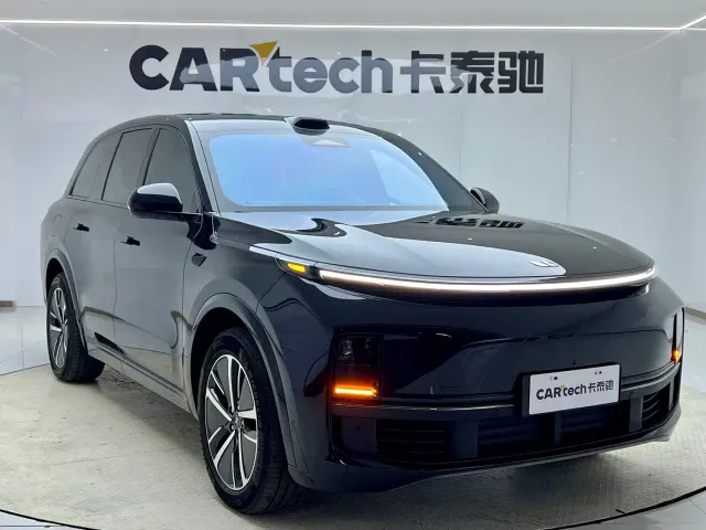 Li Auto L8 — Фото автомобиля 2