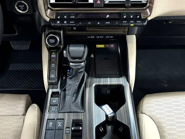Toyota Prado — Фото автомобиля 17