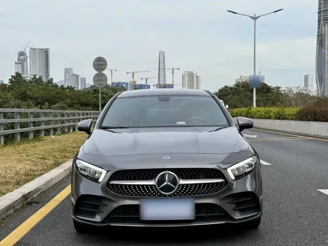Mercedes-Benz A-Class — Фото автомобиля 2