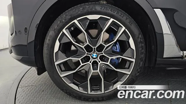BMW X7 — Фото автомобиля 5