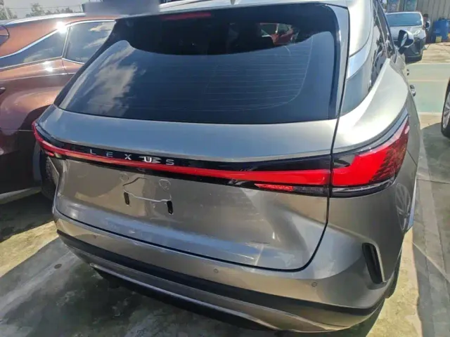 Lexus RX — Фото автомобиля 5