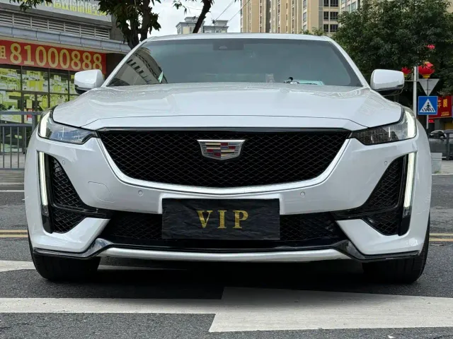 Cadillac CT5 — Фото автомобиля 2