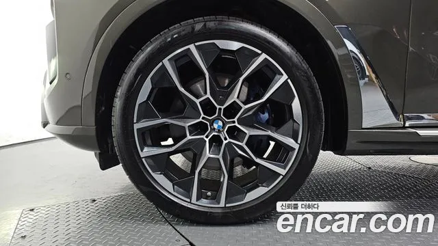BMW X7 — Фото автомобиля 5