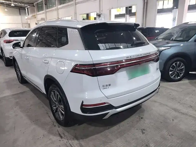 BYD Song Pro — Фото автомобиля 4