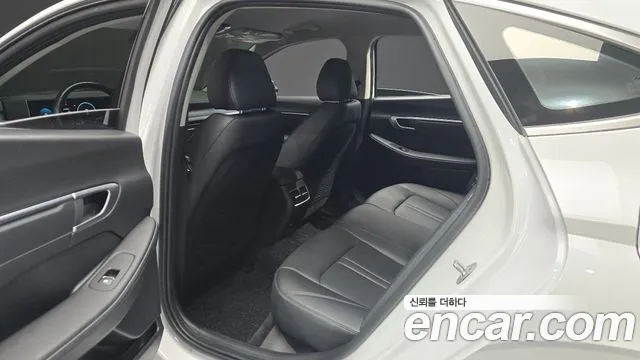 Hyundai Sonata Sonata Edge(DN8) 2.0 LPG(Для проката) — Фото автомобиля 11