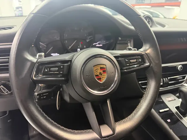 Porsche Macan — Фото автомобиля 6