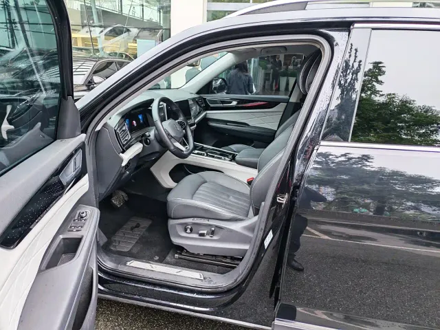 Volkswagen Teramont — Фото автомобиля 15