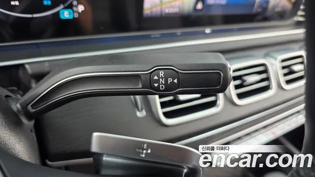 Mercedes-Benz GLE-Class — Фото автомобиля 12