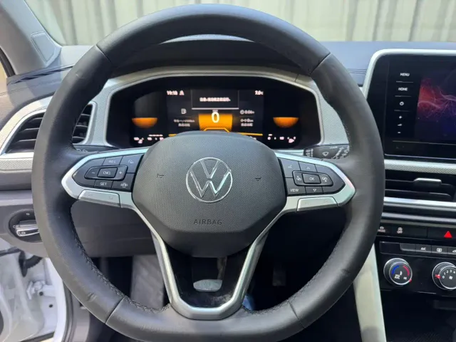 Volkswagen T-Roc — Фото автомобиля 12