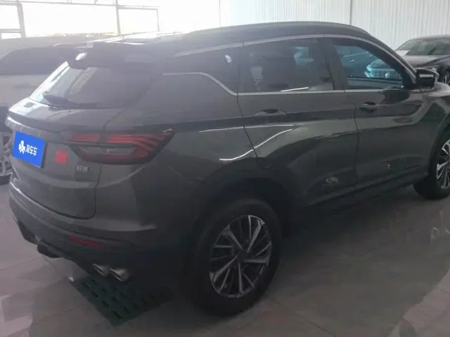 Geely Binyue — Фото автомобиля 3