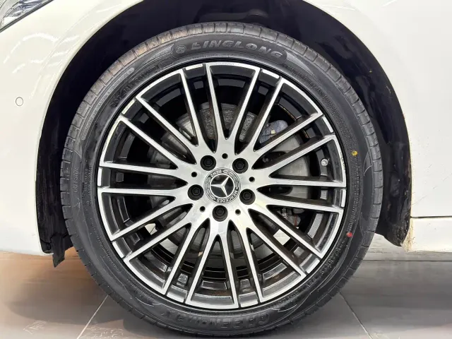 Mercedes-Benz C-Class — Фото автомобиля 17