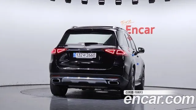 Mercedes-Benz GLE-Class — Фото автомобиля 4