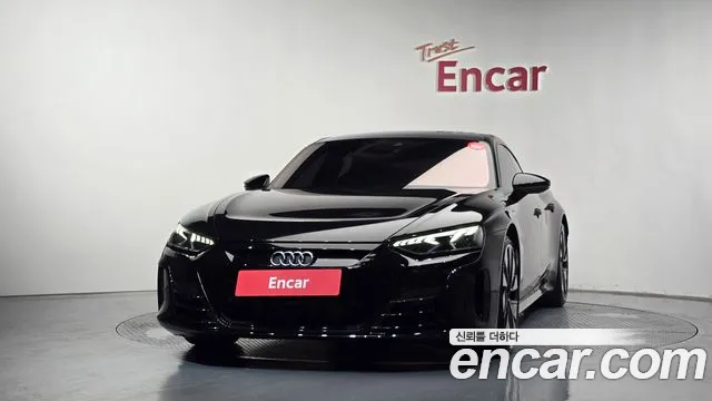 Audi e-tron GT — Фото автомобиля 3
