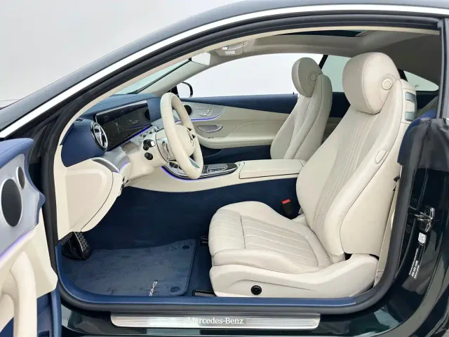 Mercedes-Benz E-Class — Фото автомобиля 3