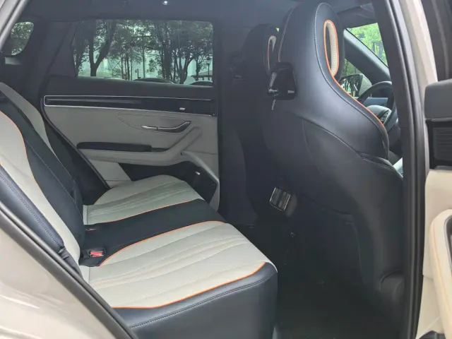 BYD Song PLUS — Фото автомобиля 13