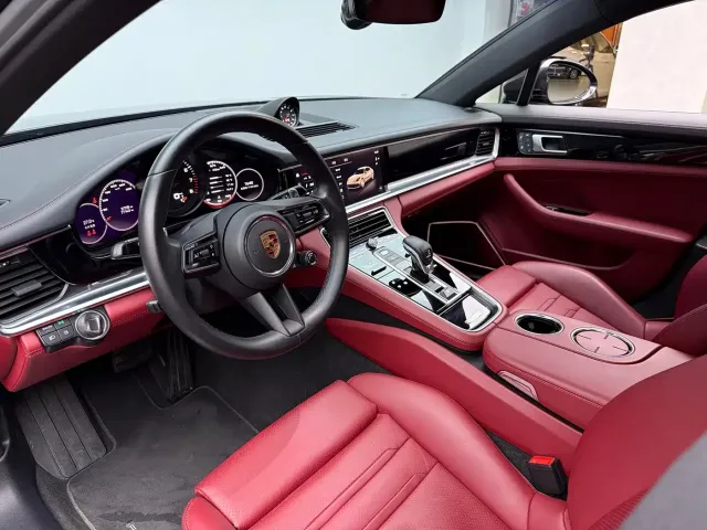 Porsche Panamera — Фото автомобиля 14