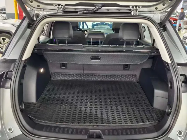 Chevrolet Equinox Plus — Фото автомобиля 12