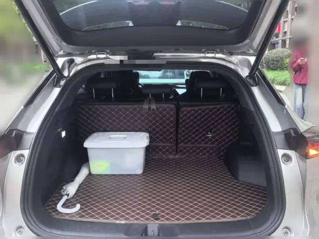 Changan Oshan Z6 EV — Фото автомобиля 15