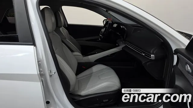 Hyundai AVANTE Avante (CN7) — Фото автомобиля 25