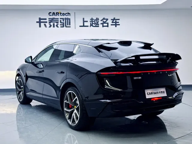Lotus Eletre — Фото автомобиля 7