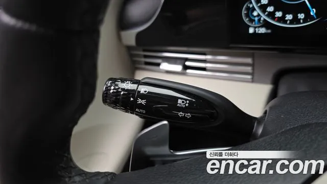 Hyundai Grandeur Новый Grandeur IG — Фото автомобиля 17