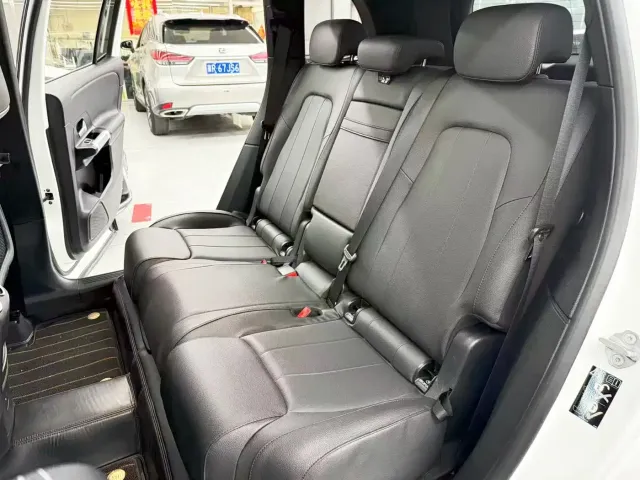 Mercedes-Benz GLB-Class — Фото автомобиля 13
