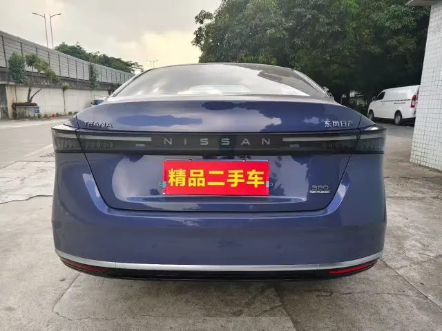 Nissan Teana 2026 2.0T Premium Edition — Фото автомобиля 4