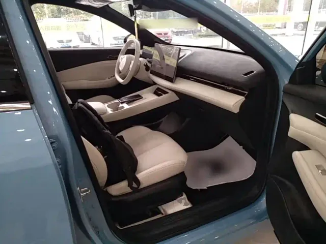 Baojun Yunhai — Фото автомобиля 24
