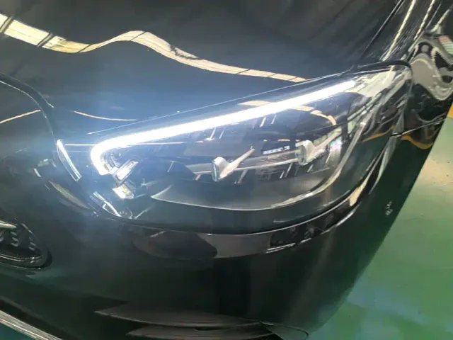 Mercedes-Benz E-Class — Фото автомобиля 23