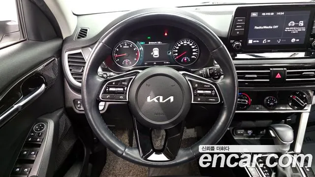 Kia Seltos Seltos Бензин 1.6 турбо 2WD — Фото автомобиля 13