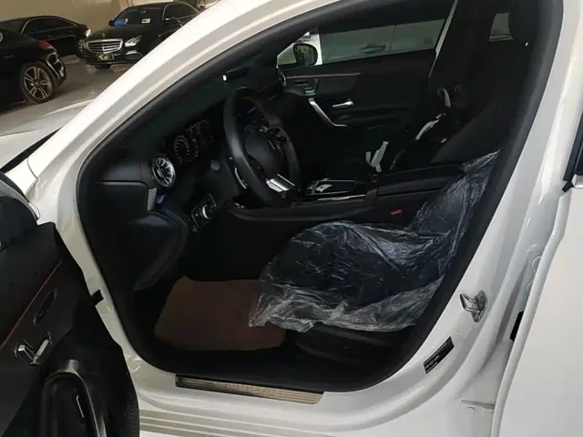 Mercedes-Benz A-Class — Фото автомобиля 14