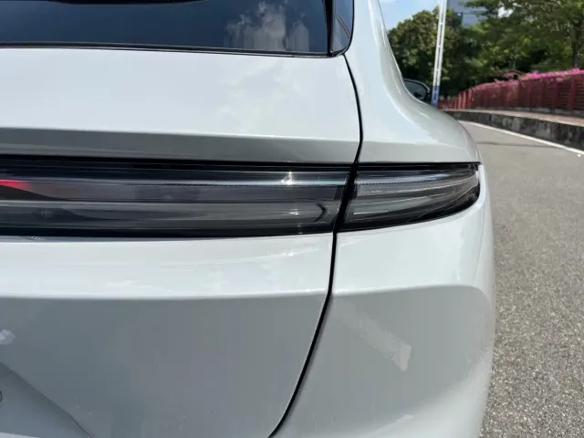 Nio ET5 Touring — Фото автомобиля 17