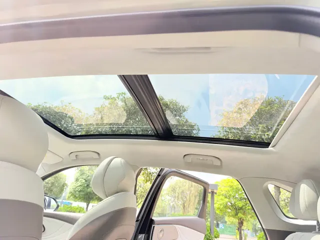 Exeed RX — Фото автомобиля 21