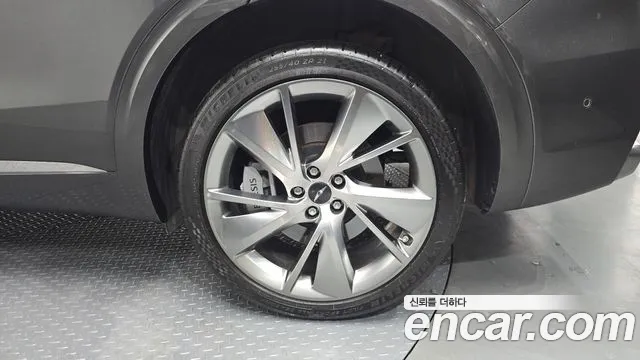 Genesis GV70 2.5T Бензин AWD — Фото автомобиля 19