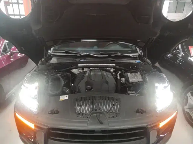 Porsche Macan — Фото автомобиля 19