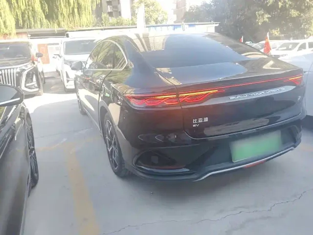 BYD Han — Фото автомобиля 4