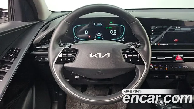 Kia Niro The All New — Фото автомобиля 23