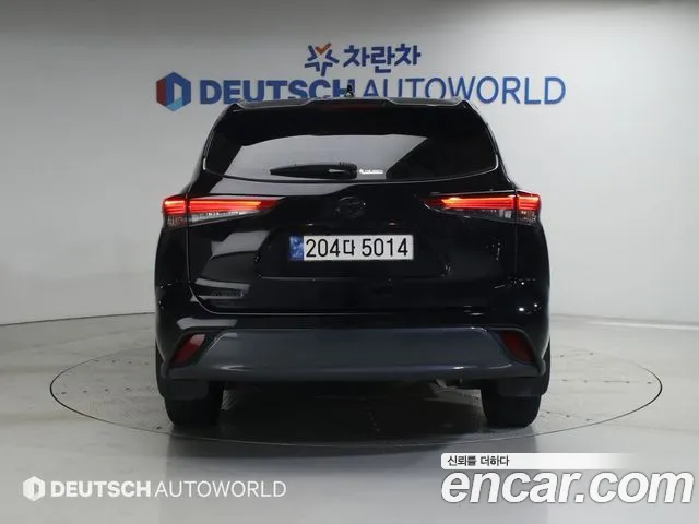 Toyota Highlander — Фото автомобиля 4