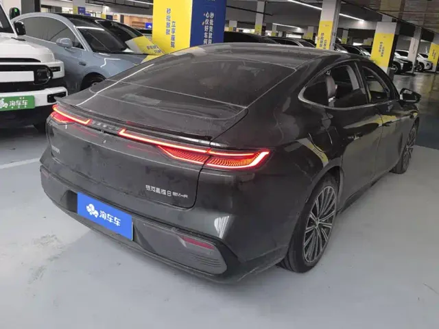 Geely Galaxy Xingyao 8 — Фото автомобиля 3