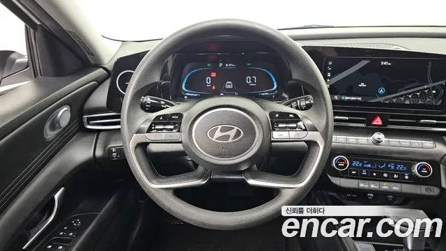 Hyundai Avante CN7 — Фото автомобиля 21