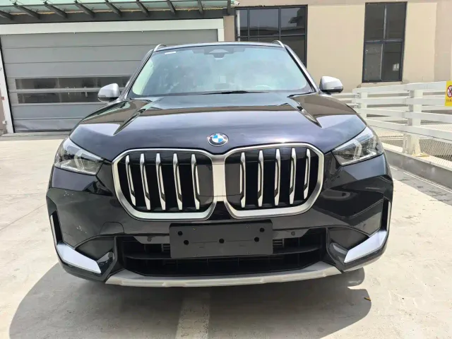 BMW X1 — Фото автомобиля 2