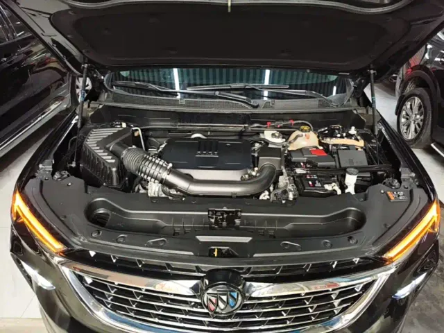 Buick Enclave — Фото автомобиля 19